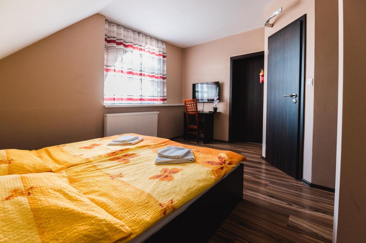 Motel ARD Sarovce Exterior foto
